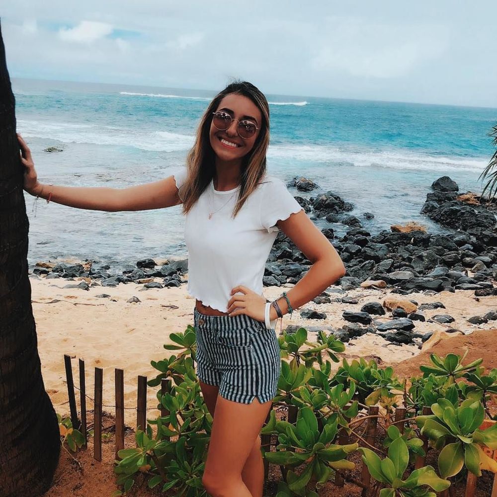 Meet your Posher, Viv